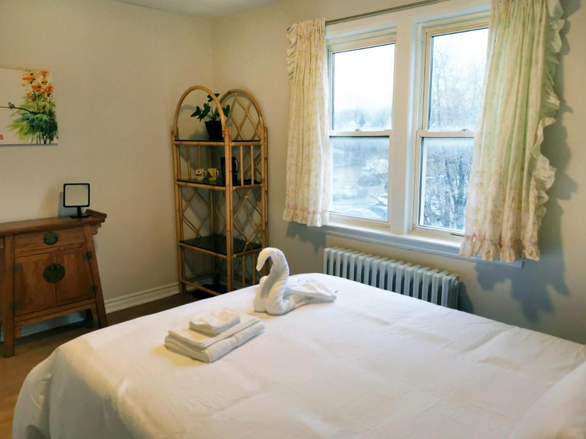 Cozy Private Rm Heart Of North York Free Parking Full Kitchen Close To Downtown Apartman Toronto Kültér fotó