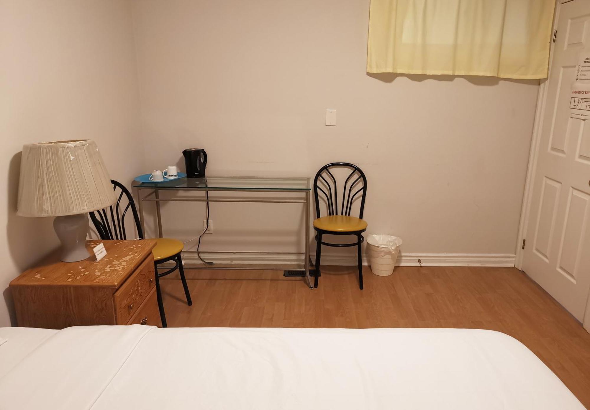 Cozy Private Rm Heart Of North York Free Parking Full Kitchen Close To Downtown Apartman Toronto Kültér fotó