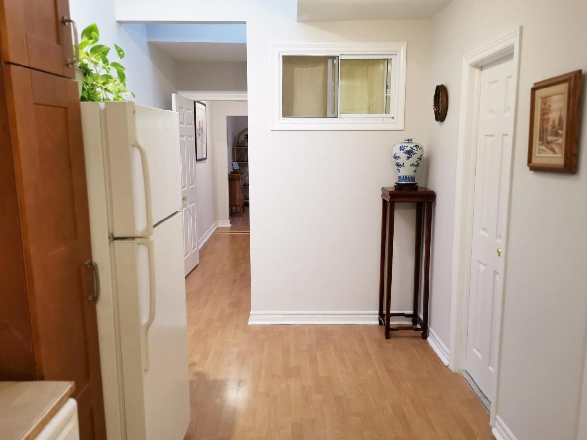 Cozy Private Rm Heart Of North York Free Parking Full Kitchen Close To Downtown Apartman Toronto Kültér fotó